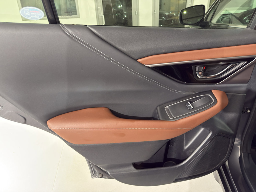 Used 2020 Subaru Outback Touring XT image 30