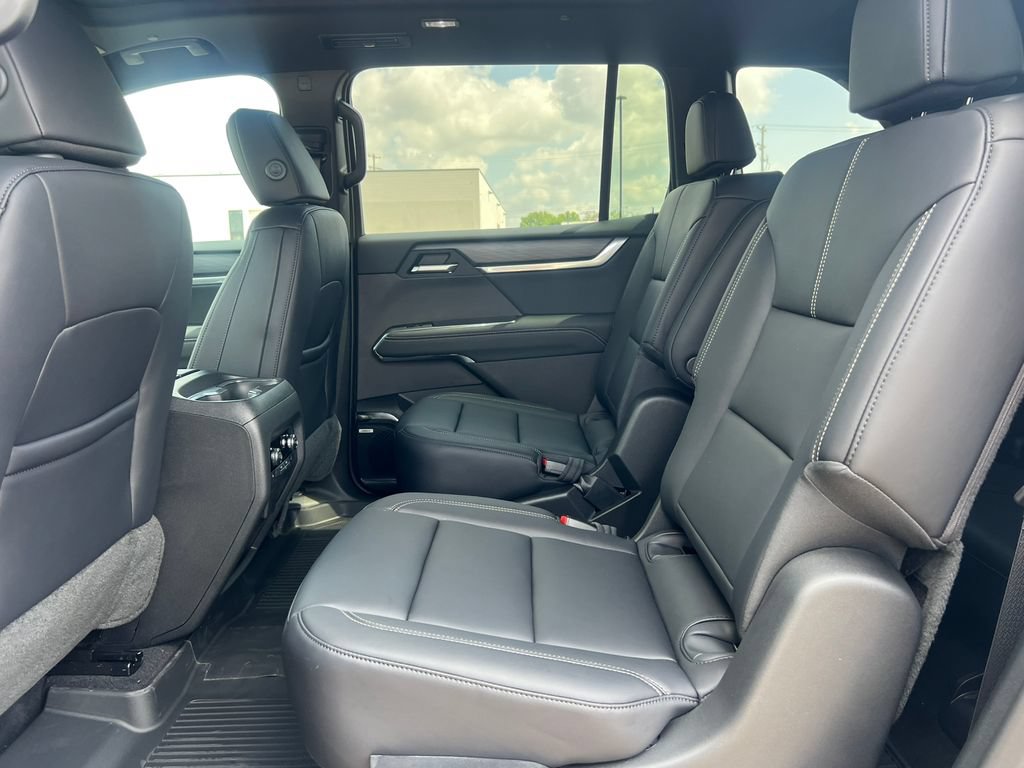New 2027 GMC Acadia Elevation w/ Black Edition AWD/4WD image 33