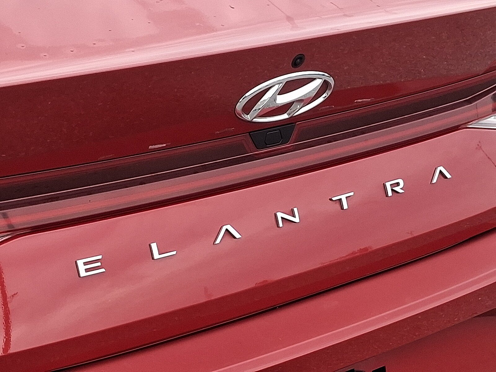 Certified 2022 Hyundai Elantra SEL w/ Convenience + Premium Package FWD image 32