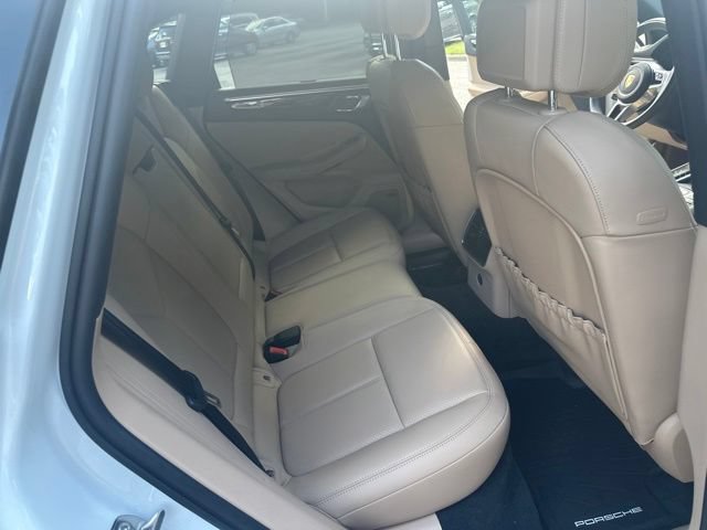 Used 2021 Porsche Macan AWD/4WD image 15