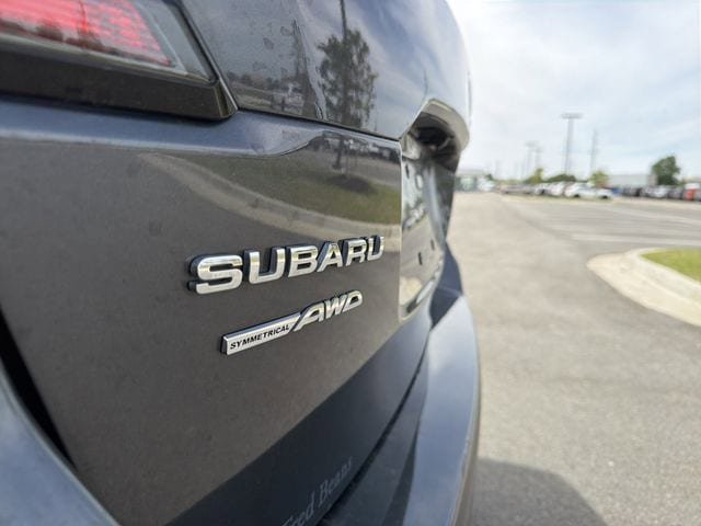 Used 2024 Subaru Outback Premium AWD/4WD image 39