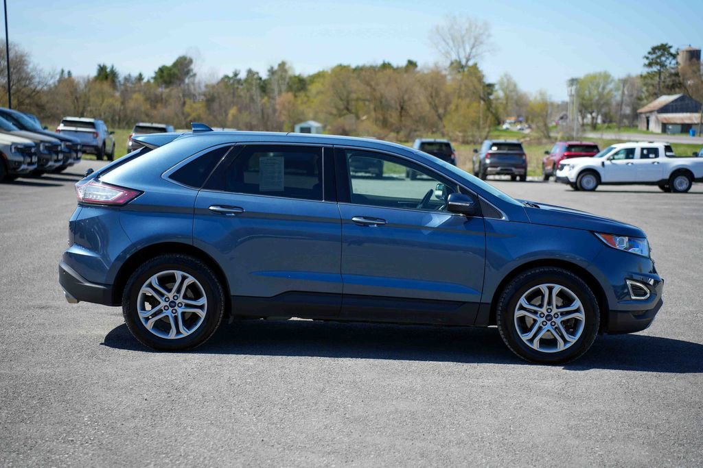 Used 2018 Ford Edge Titanium w/ Equipment Group 301A AWD/4WD image 4
