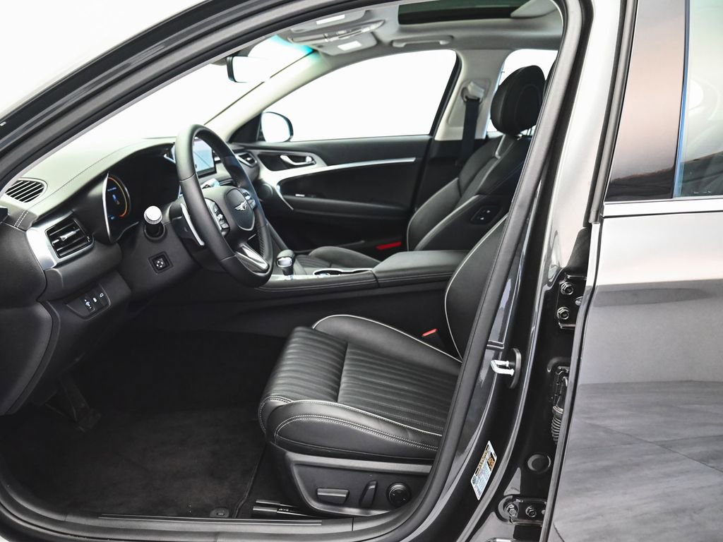 Used 2026 Genesis G70 2.5T Prestige image 25