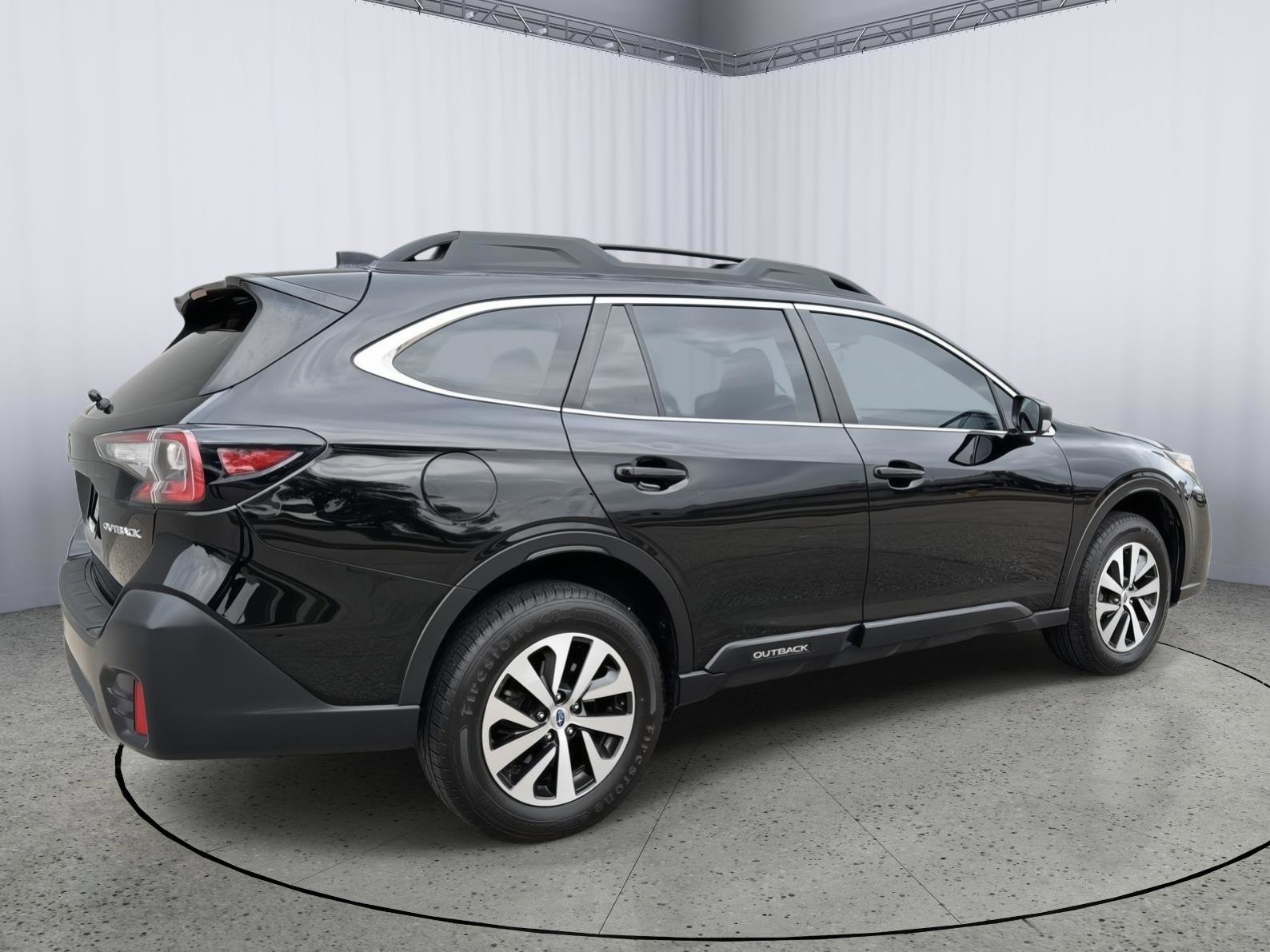 Used 2020 Subaru Outback image 6