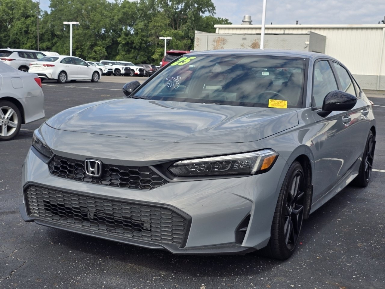 Used 2025 Honda Civic Sport image 3