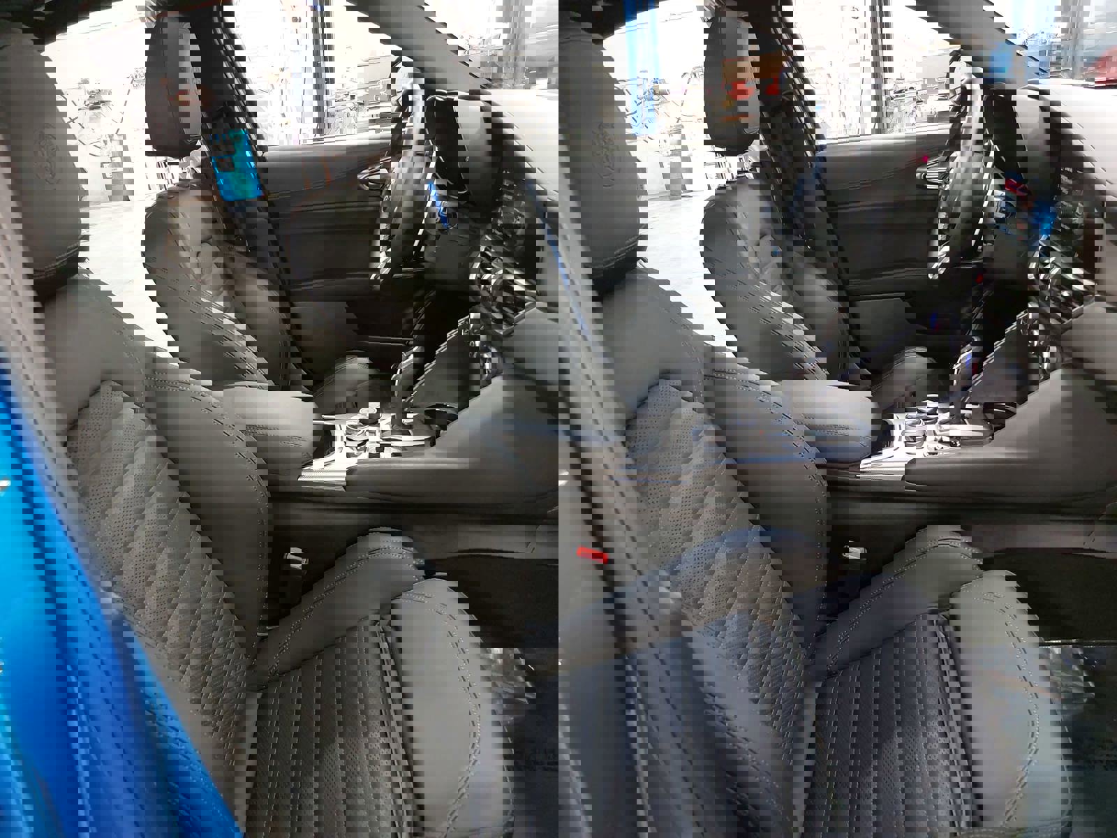 Used 2024 Alfa Romeo Giulia Veloce image 10