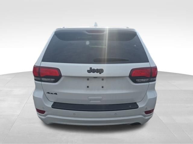 Used 2020 Jeep Grand Cherokee Altitude image 6