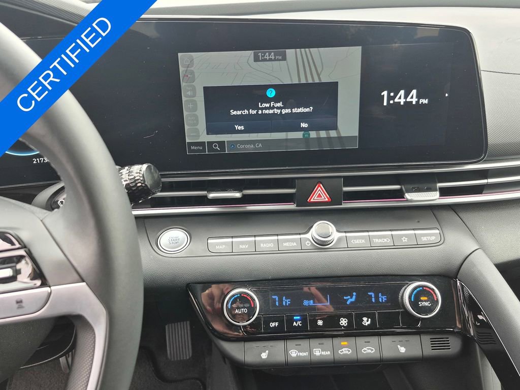 Used 2024 Hyundai Elantra Limited image 25