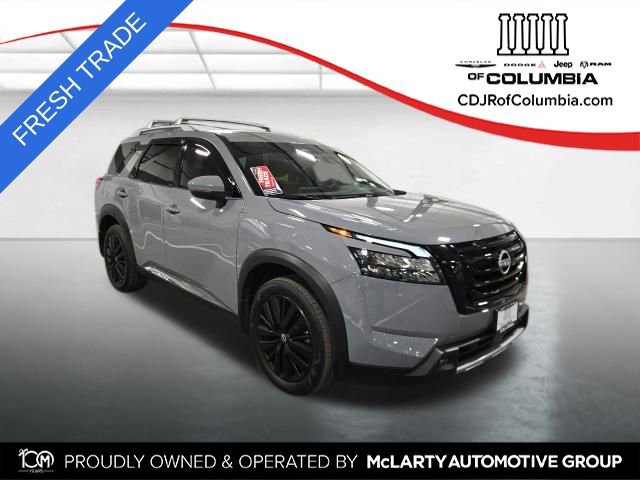 Used 2025 Nissan Pathfinder Platinum w/ Cargo Package image 1