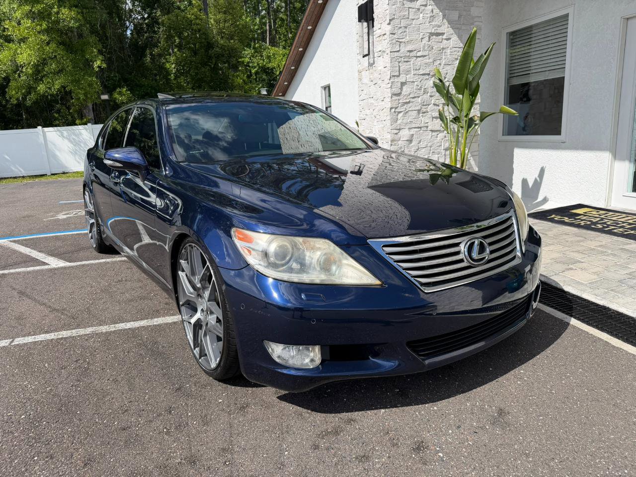 Used 2012 Lexus LS 460 w/ Luxury Value Edition RWD image 18