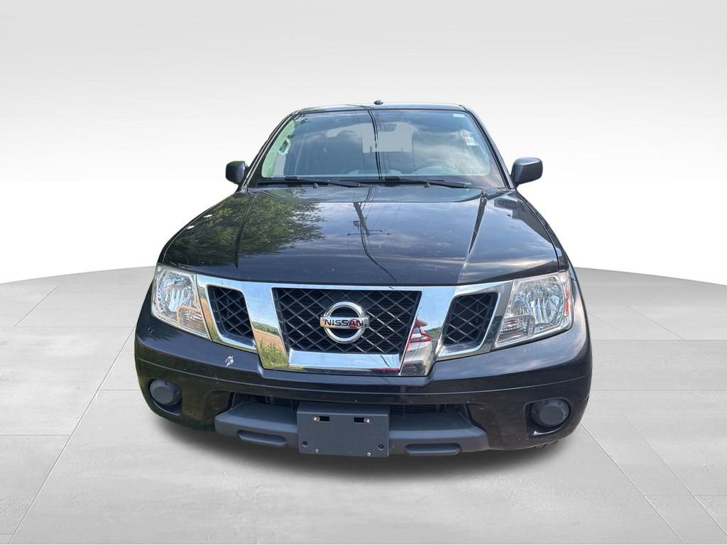 Used 2016 Nissan Frontier SV AWD/4WD image 2