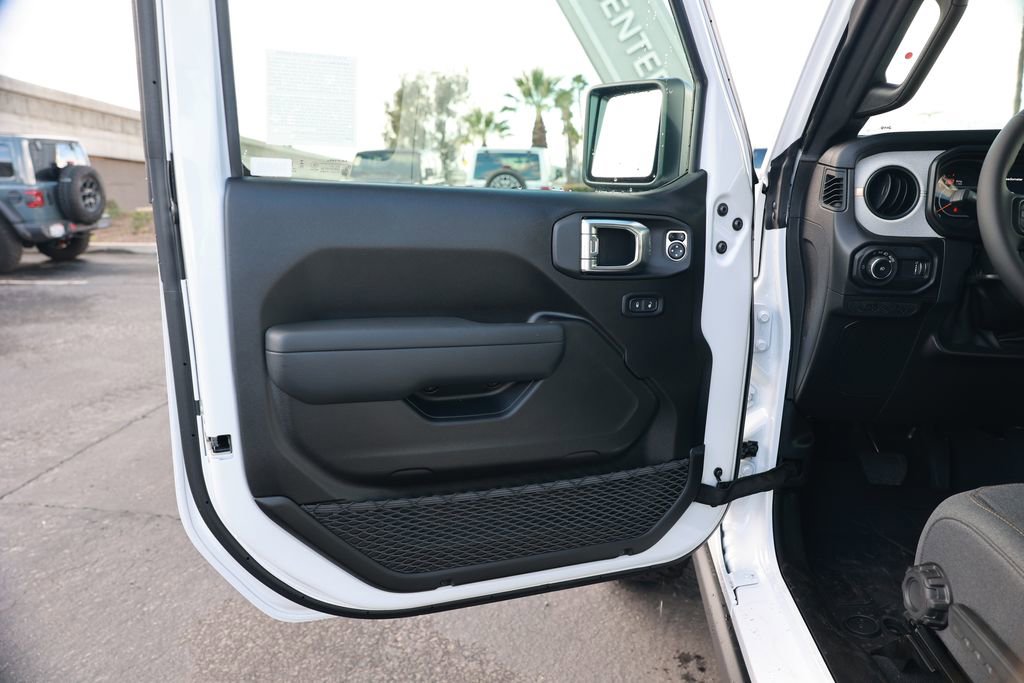 New 2026 Jeep Wrangler Unlimited Sport AWD/4WD image 11