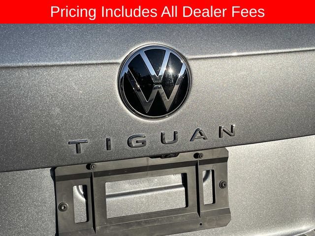 Used 2024 Volkswagen Tiguan SEL R-Line AWD/4WD image 8