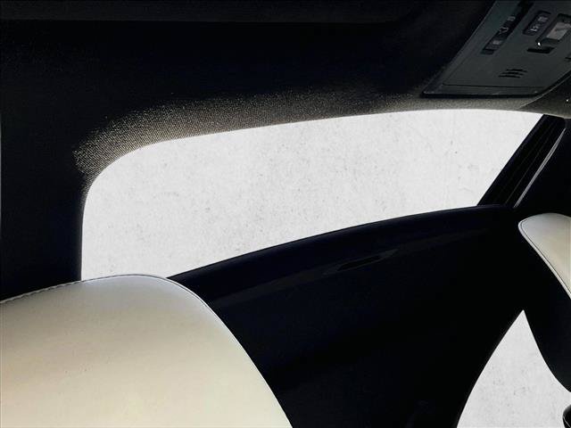 Used 2022 Lexus IS 350 F Sport AWD/4WD image 16