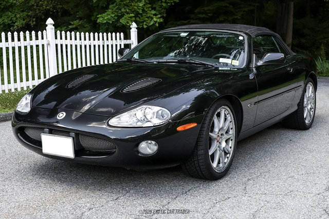 Used 2002 Jaguar XK8 Convertible RWD image 22