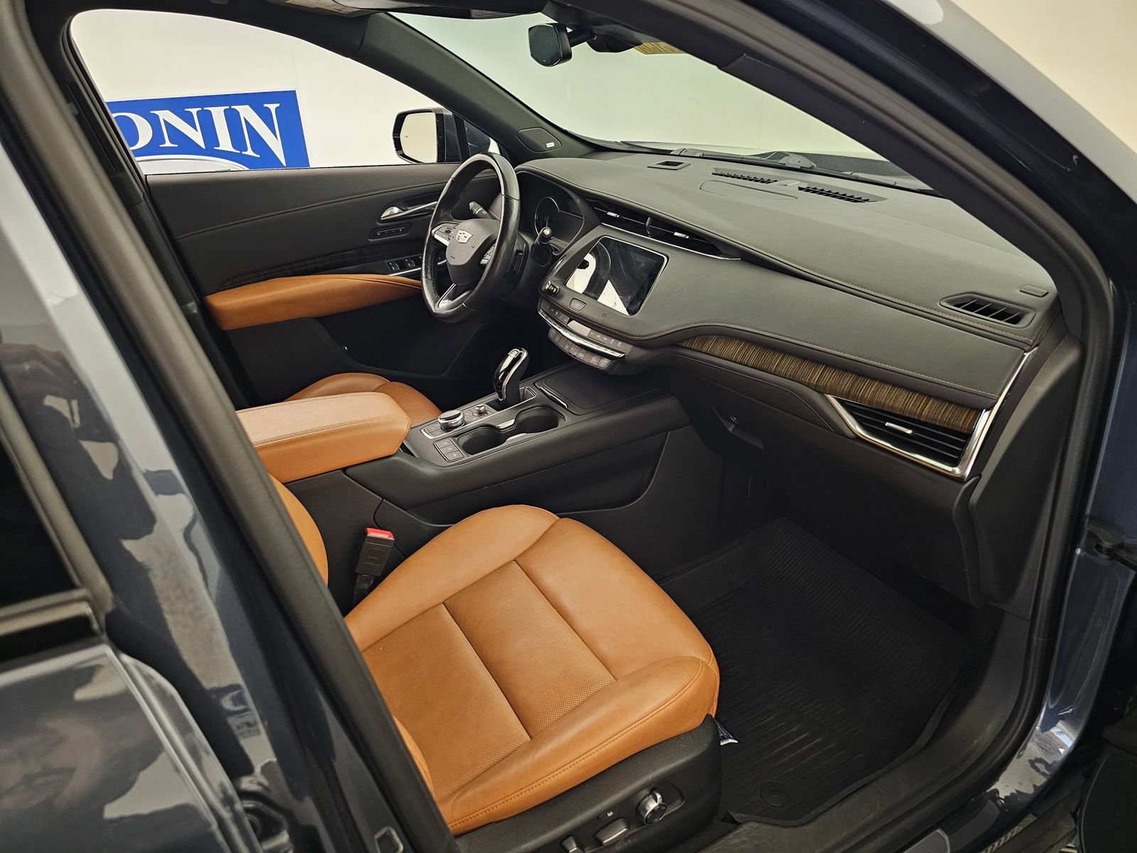 Used 2021 Cadillac XT4 Sport AWD/4WD image 29