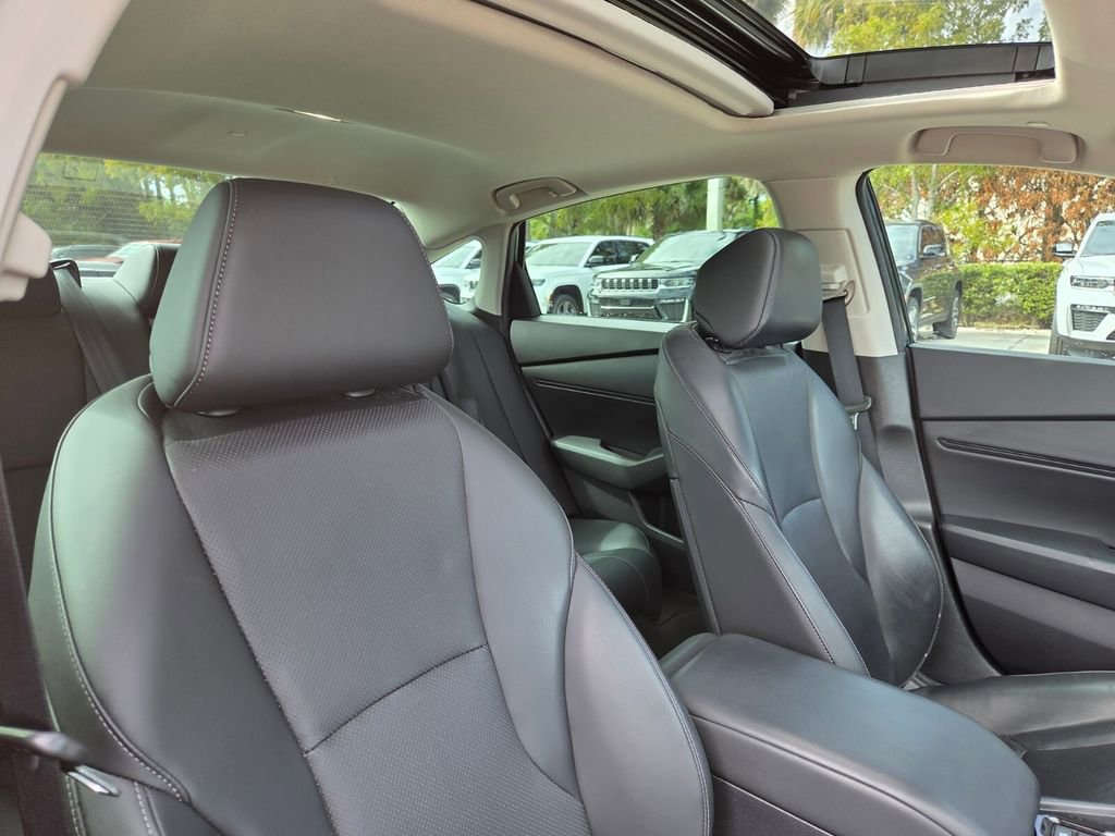 Used 2024 Honda Accord EX-L image 11