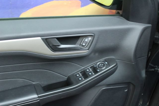 Used 2022 Ford Escape SE AWD/4WD image 13