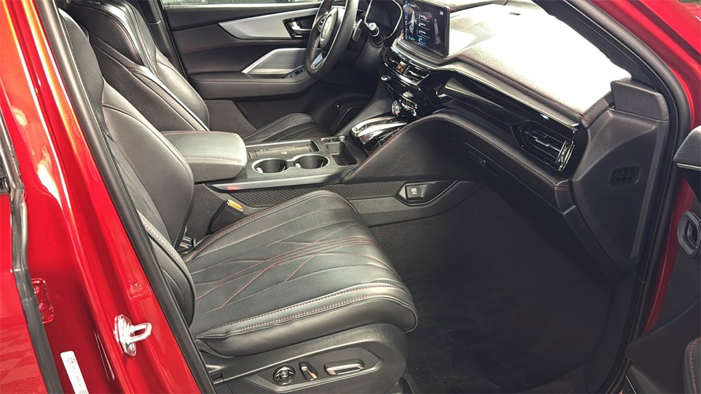 Used 2025 Acura MDX A-Spec image 9