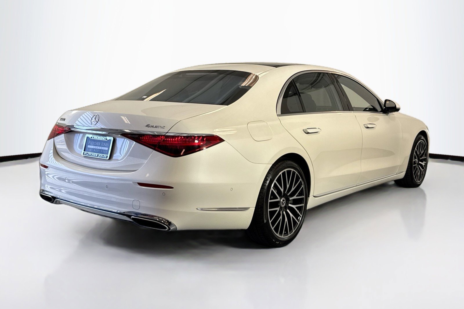 Used 2023 Mercedes-Benz S 580 4MATIC Sedan image 5