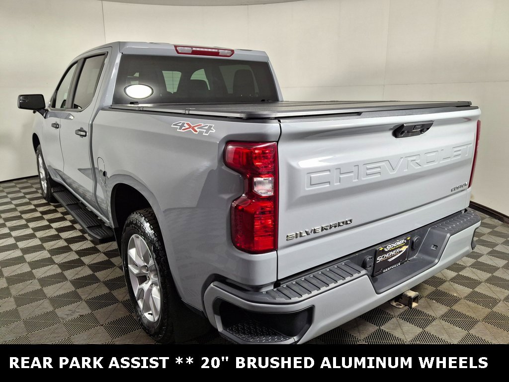 Used 2024 Chevrolet Silverado 1500 Custom image 3