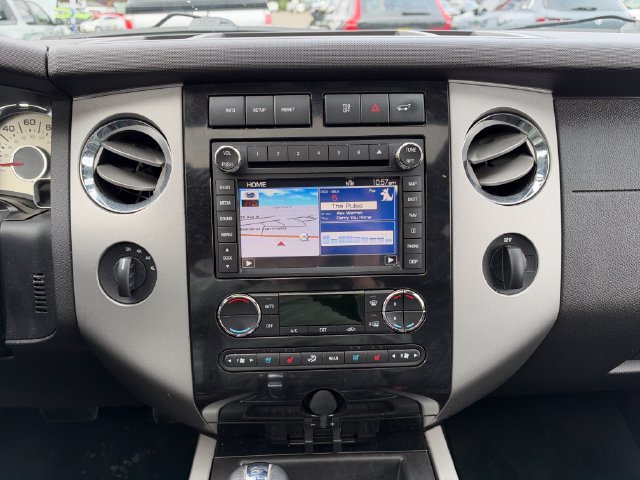 Used 2014 Ford Expedition Limited w/ Equipment Group 301A AWD/4WD image 17