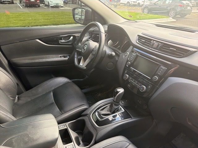Used 2021 Nissan Rogue Sport SL w/ Premium Package AWD/4WD image 10