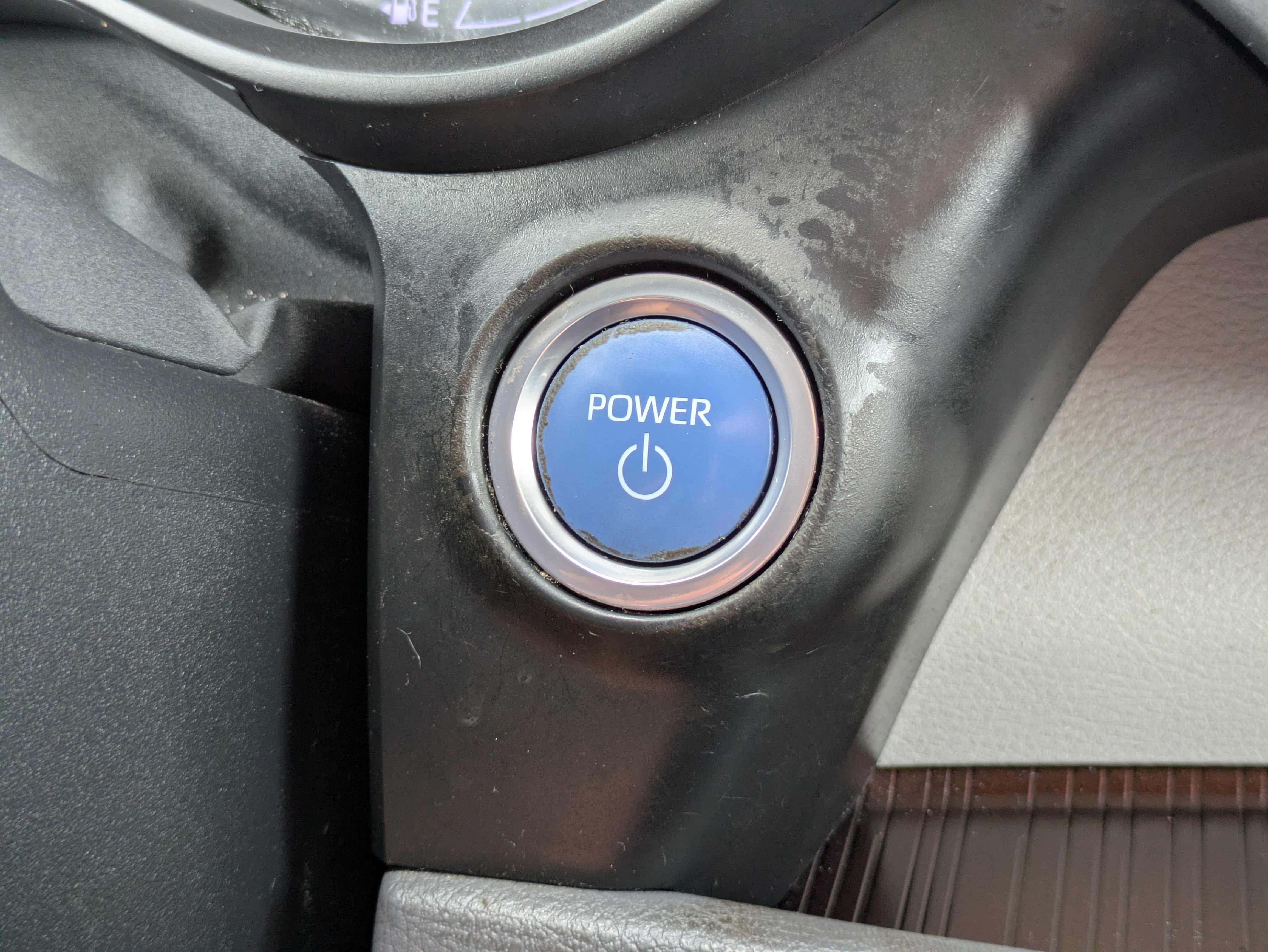 Used 2021 Toyota Sienna XLE w/ XLE Plus Package FWD image 31