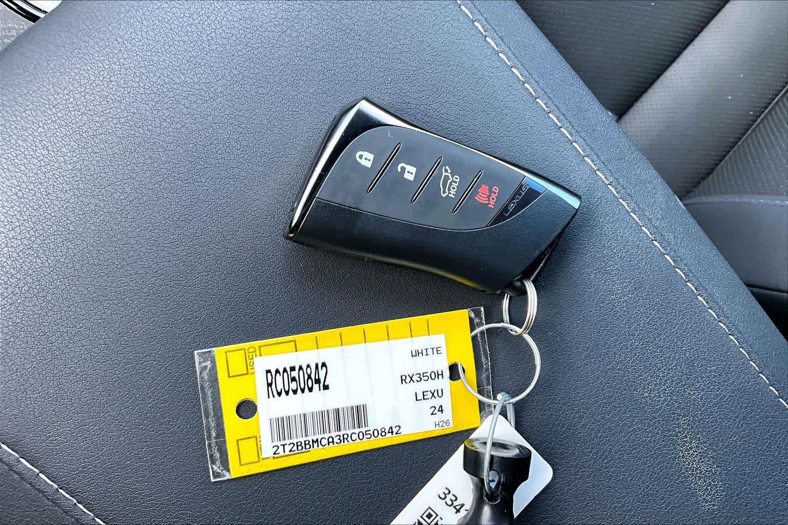 Used 2024 Lexus RX 350h w/ Accessory Package (Z1) AWD/4WD image 14