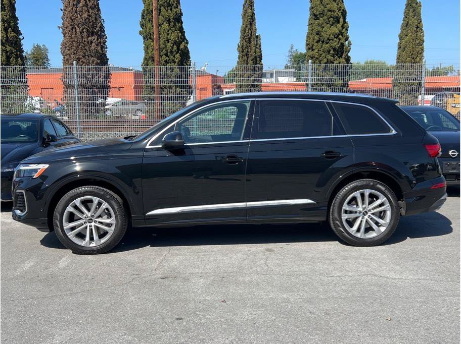 Used 2025 Audi Q7 3.0T Premium Plus AWD/4WD image 7