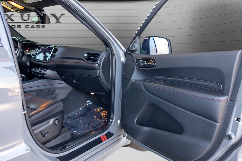 Used 2022 Dodge Durango R/T w/ Blacktop Package AWD/4WD image 73