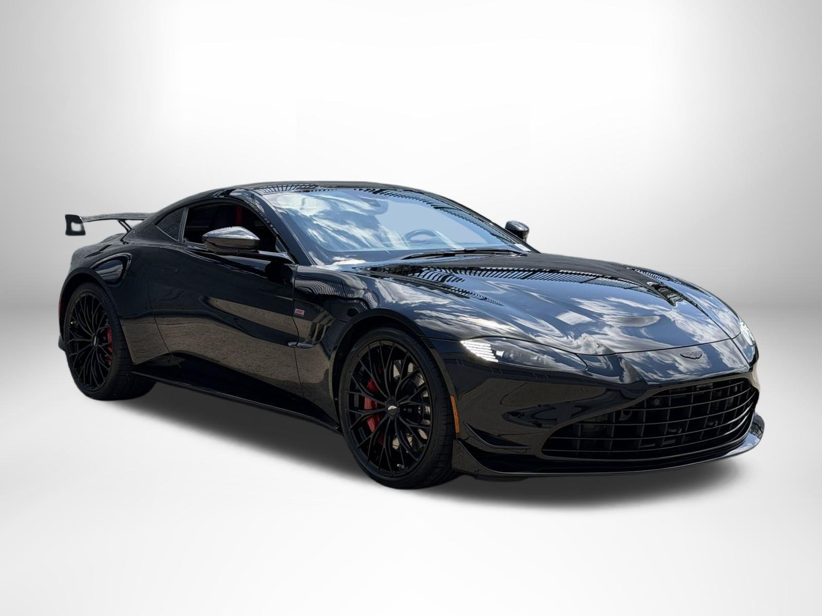 Used 2022 Aston Martin V8 Vantage Coupe