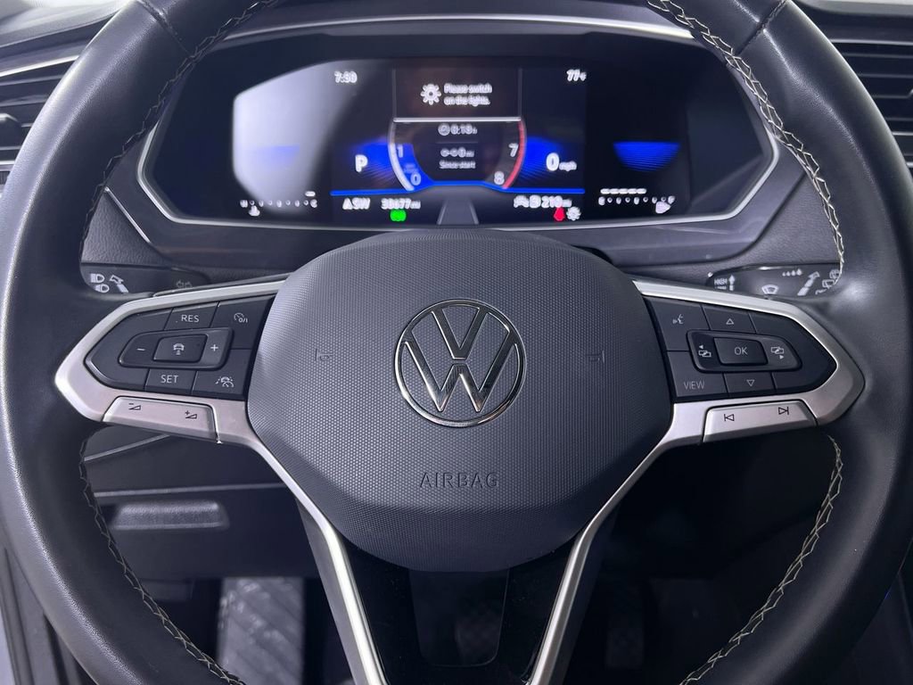 Used 2024 Volkswagen Tiguan SE image 13
