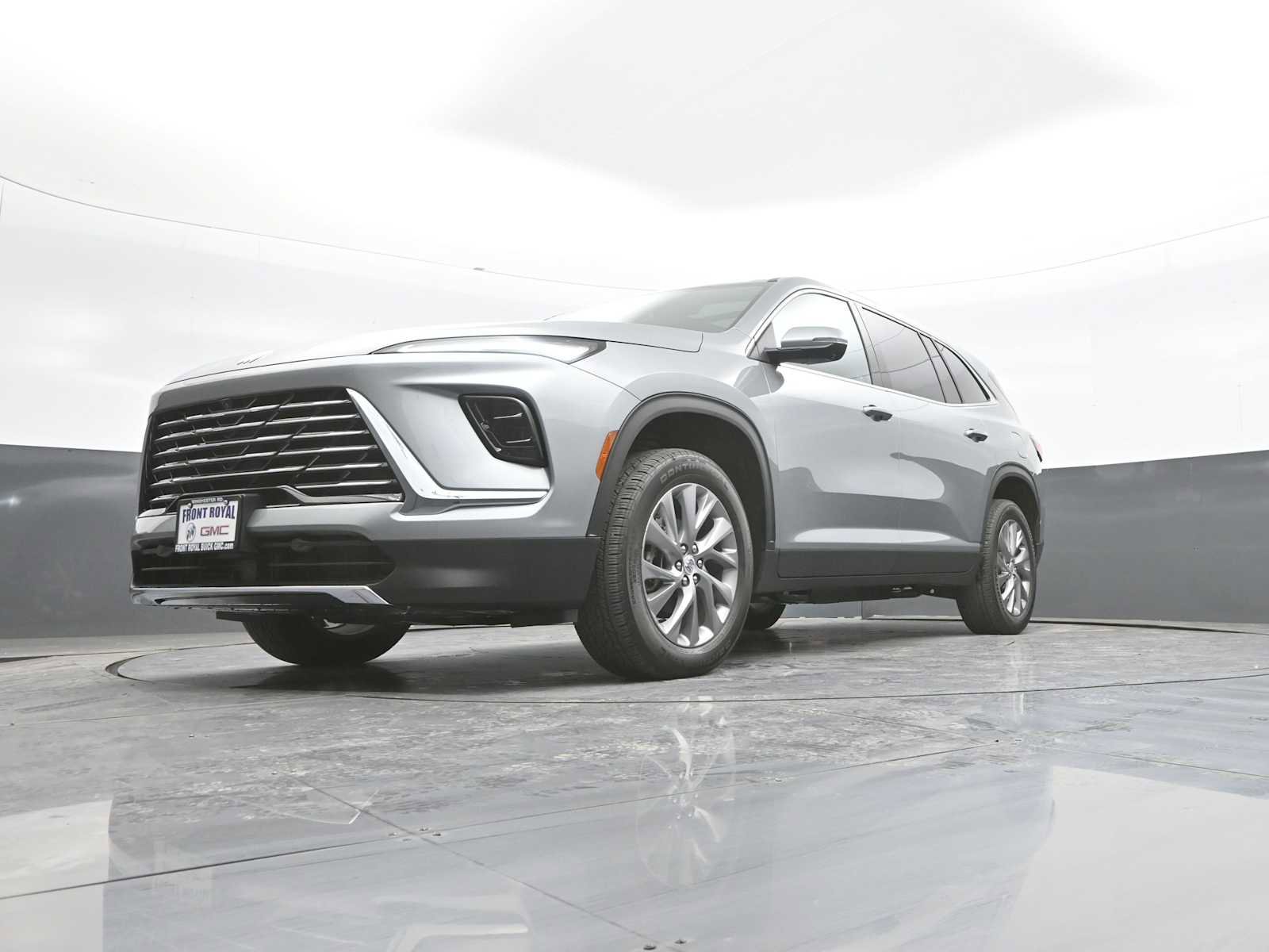 Used 2025 Buick Enclave Preferred w/ Power Package image 43