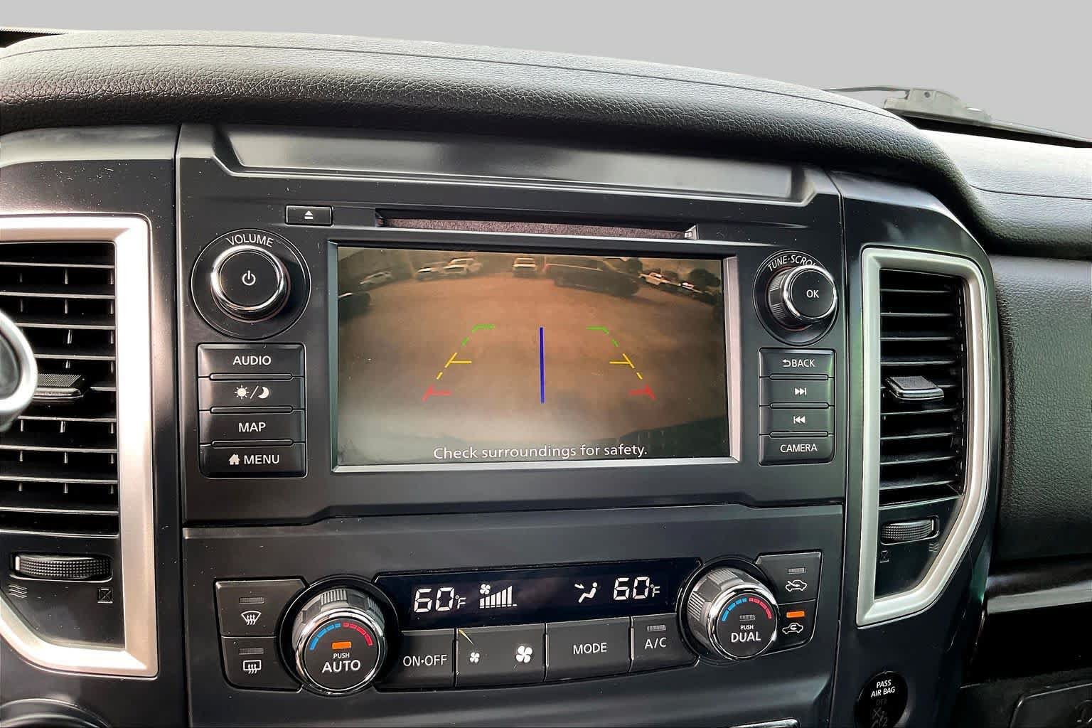 Used 2019 Nissan Titan SV w/ SV Convenience Package RWD image 23