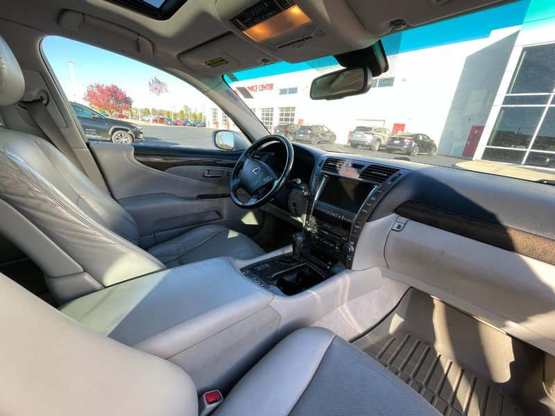 Used 2007 Lexus LS 460 image 6