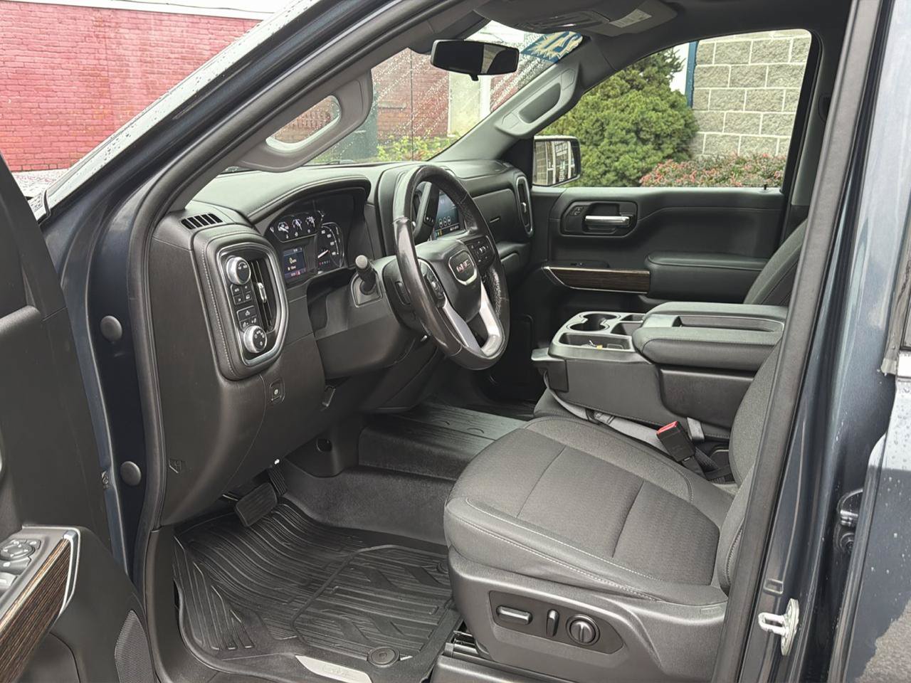 Used 2021 GMC Sierra 1500 SLE AWD/4WD image 24