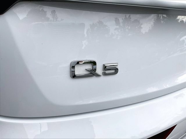 Used 2021 Audi Q5 Premium AWD/4WD image 18