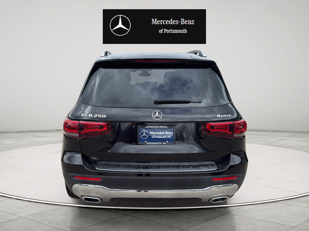 Certified 2022 Mercedes-Benz GLB 250 4MATIC image 4