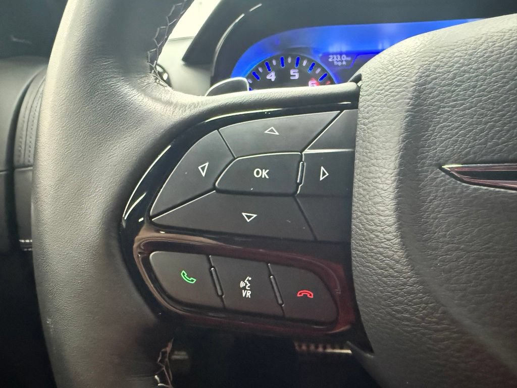 Used 2023 Chrysler 300 C RWD image 24