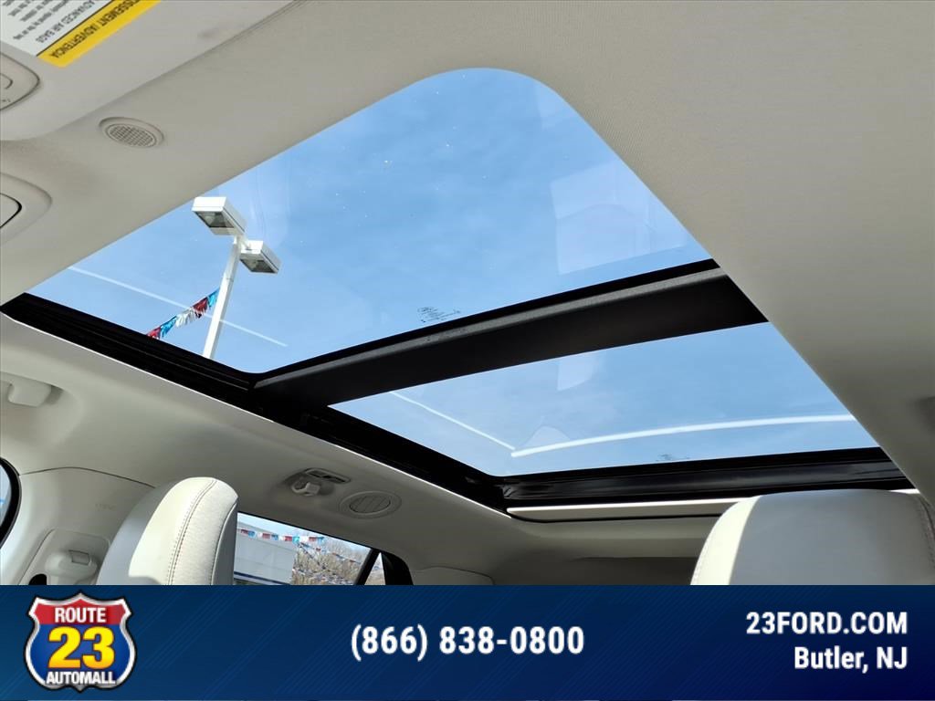 Certified 2025 Ford Explorer Active w/ Active Comfort Package AWD/4WD image 25