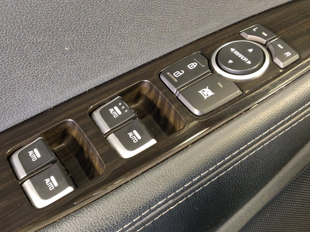 Used 2020 Kia Sorento EX FWD image 27