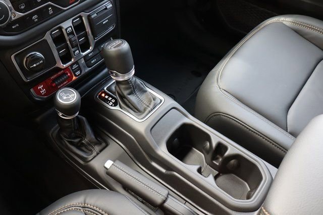 New 2025 Jeep Wrangler Unlimited Rubicon 392 image 31