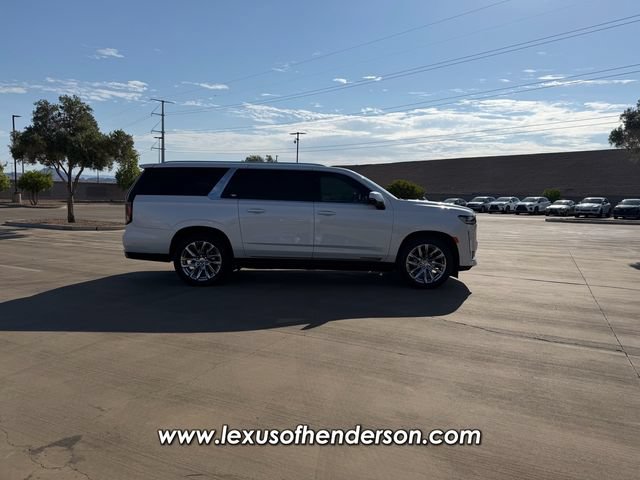 Used 2021 Cadillac Escalade ESV Premium Luxury w/ Driver Assist Tech Package AWD/4WD image 6