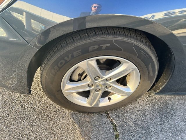 Used 2021 Chevrolet Malibu LS w/ LPO, Convenience Package 1 image 11