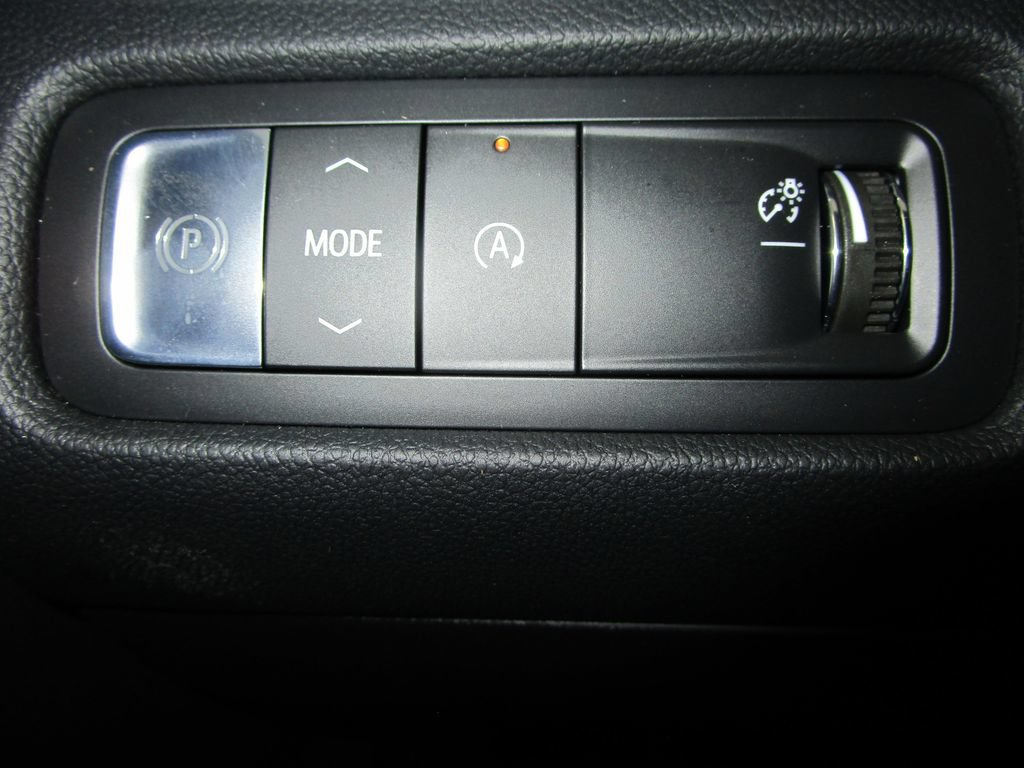 New 2026 GMC Acadia Elevation w/ Elevation Premium Package FWD image 32