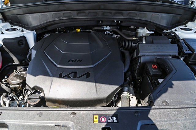 Used 2024 Kia Telluride SX Prestige w/ Towing Package image 26