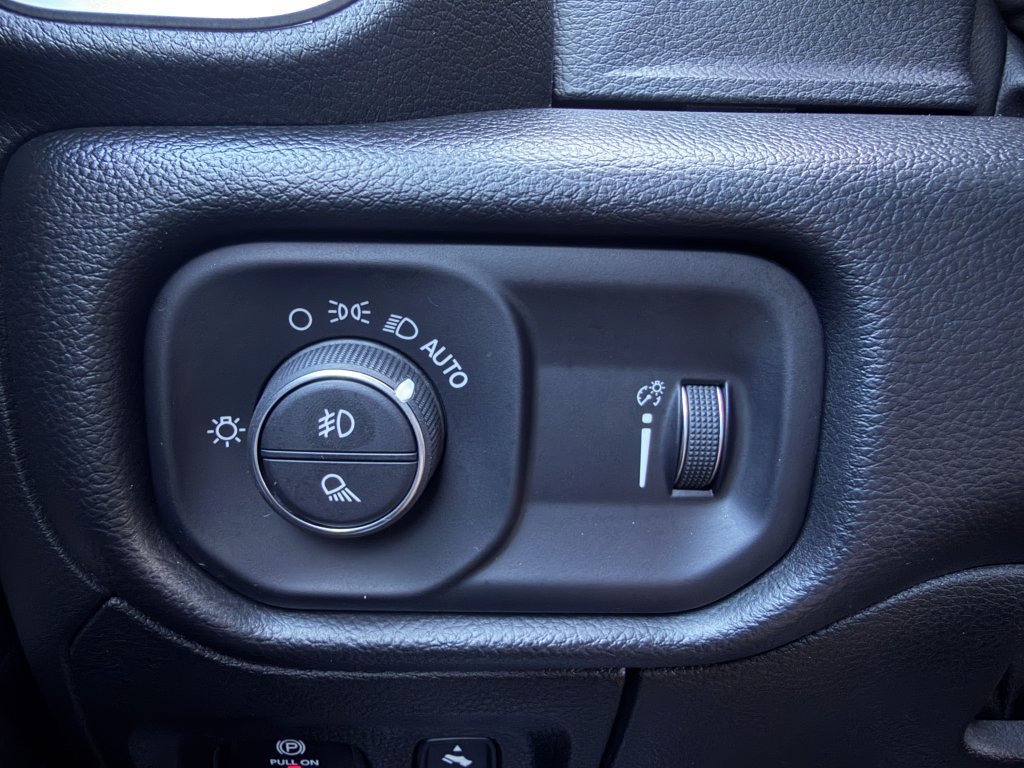 Used 2022 RAM 1500 Big Horn RWD image 29