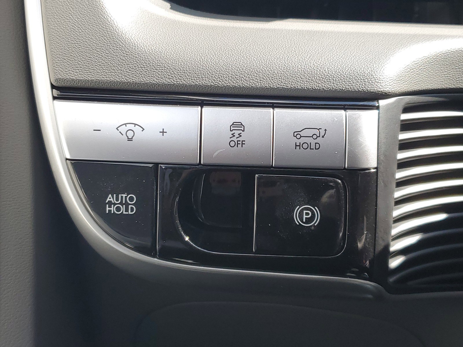 Used 2024 Hyundai Ioniq 5 SEL image 25