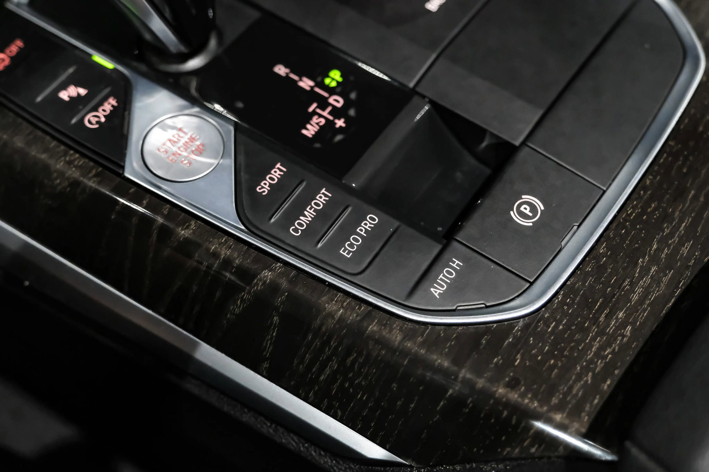 Used 2019 BMW 330i Sedan w/ Convenience Package image 27